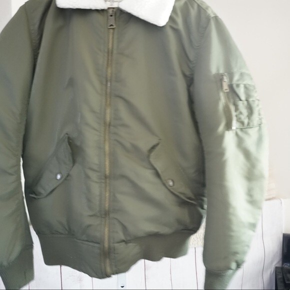 H&M sz XS L.O.G.G. Olive Green Puffer Jacket - Picture 2 of 10